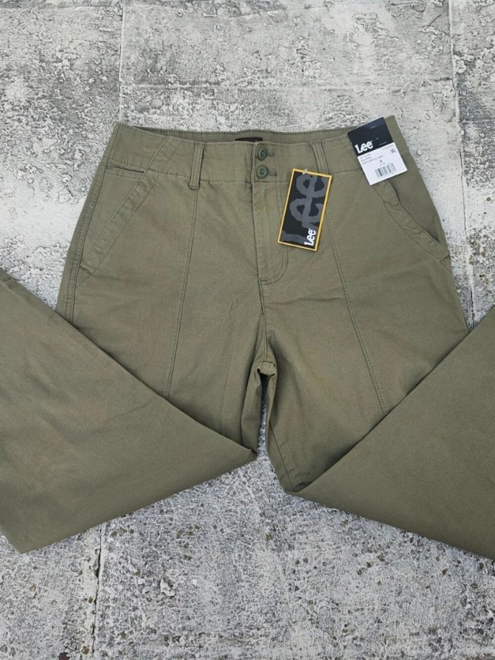 Lee Women Pant Mercantile Green Mid Rise Capri Pant Size 8 NWT